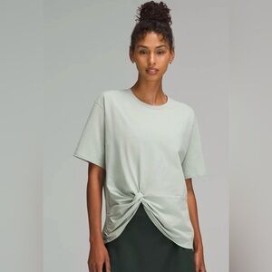 Lululemon Twist Front T-Shirt Light Green XL